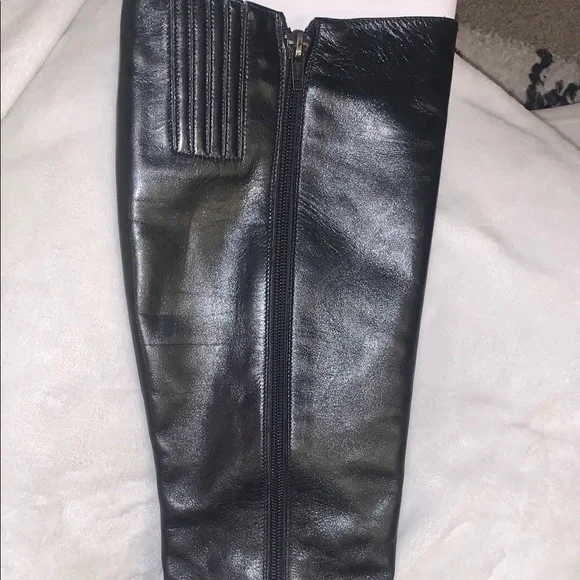 Saks Fifth Avenue Black Knee Boots with Chunky Heel - Picture 9 of 16